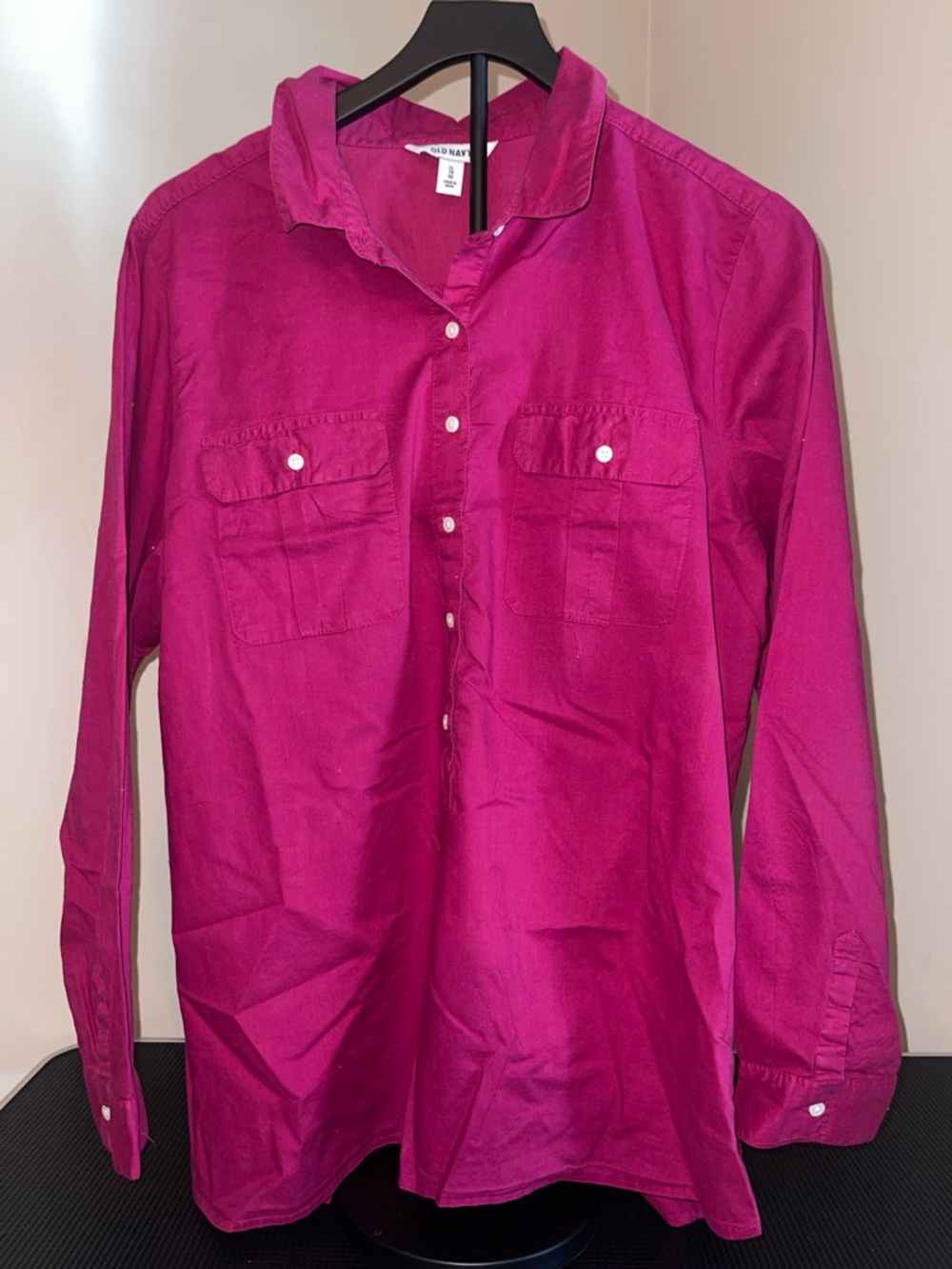 Old Navy women's Button-Down Shirt - Fuchsia/Magenta size XL